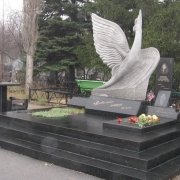 Скульптура з граніту.58