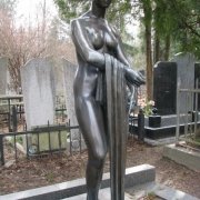 Скульптура з бронзи.27