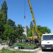 Встановлення пам'ятника.3