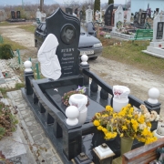 Нові пам'ятники.221