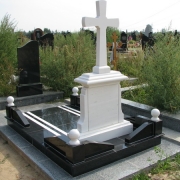 Нові пам'ятники.72