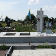 Нові пам'ятники.68