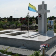 Нові пам'ятники.69