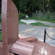Нові пам'ятники.170