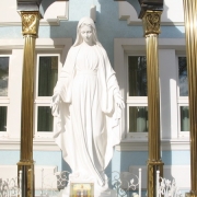 Пам'ятники з янголами.171