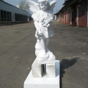 Пам'ятники з янголами.156