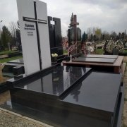 Пам'ятники класу люкс.8