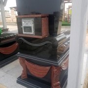 Пам'ятники класу люкс.15