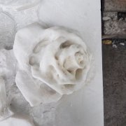 Пам'ятники з квітами.8