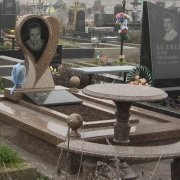 Пам'ятники з серцем.29