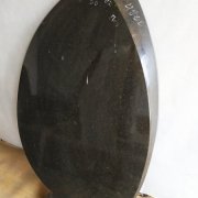 Пам'ятники на одного.27