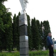 Скульптури янголів.9