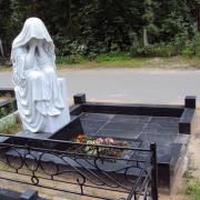 Скульптури Богородиці.30