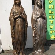 Богородиця для пам'ятника. Висота статуї Богородиці 85 см. та 80 см.