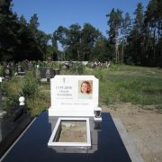 Пам'ятники з мармуру.25