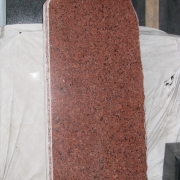 Пам'ятники з рваного каменю.296