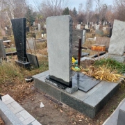 Пам'ятники з рваного каменю.6
