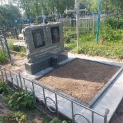 Пам'ятники з природного каменю.4