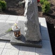 Пам'ятники з природного каменю.2