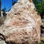 Пам'ятники з природного каменю.16