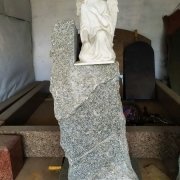 Пам'ятники з природного каменю.7