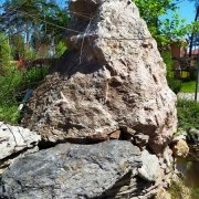 Пам'ятники з природного каменю.17