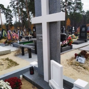 Пам'ятники у формі хреста.9