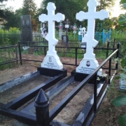 Пам'ятники у формі хреста.6