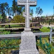 Пам'ятники у формі хреста.20