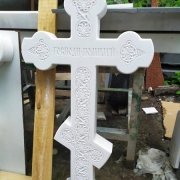 Пам'ятники у формі хреста.2