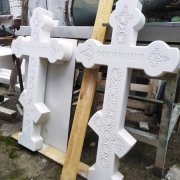 Пам'ятники у формі хреста.3