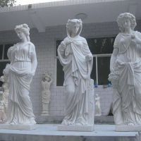 Створення скульптури для дівчини