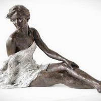 Створення скульптури для дівчини