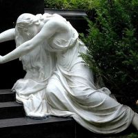 Створення скульптури для дівчини