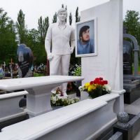 Скульптура для юнака